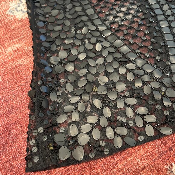 WITH TAGS Vintage Fendi Sequin & Mesh Black Midi Skirt FR 38 / IT 40 - Picture 4 of 5
